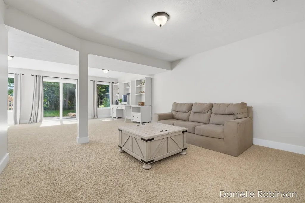16936 Birchview Drive Crockery Township MI 49448