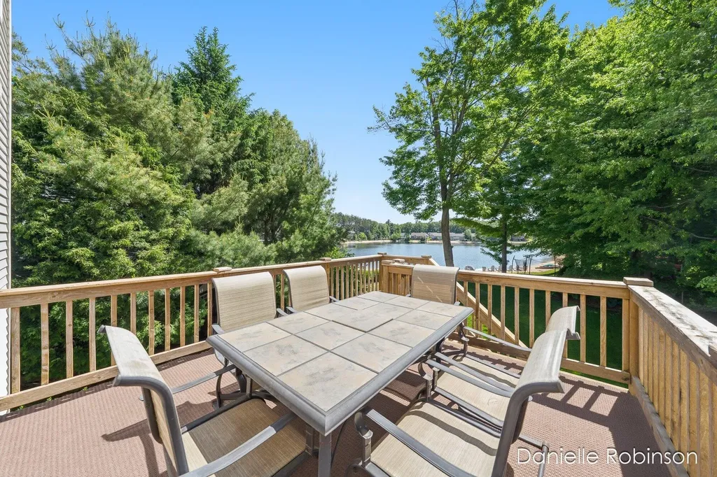 16936 Birchview Drive Crockery Township MI 49448