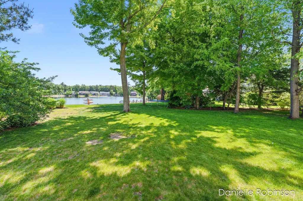 16936 Birchview Drive Crockery Township MI 49448