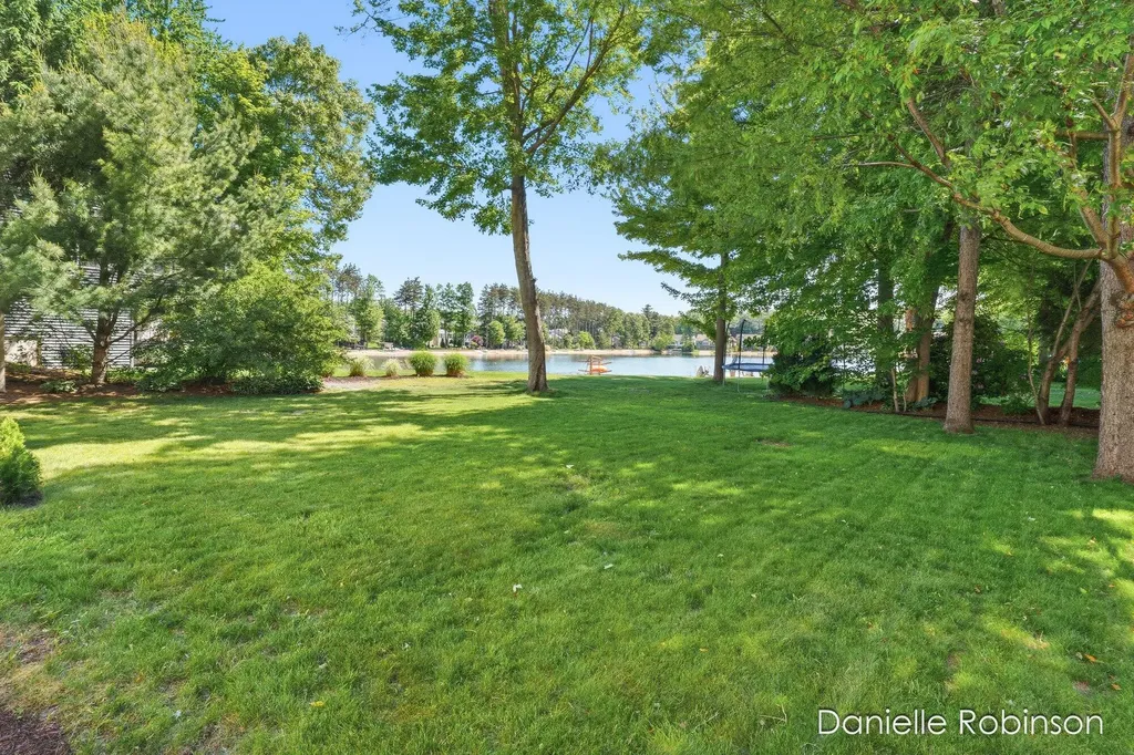 16936 Birchview Drive Crockery Township MI 49448
