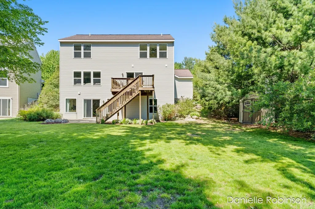 16936 Birchview Drive Crockery Township MI 49448