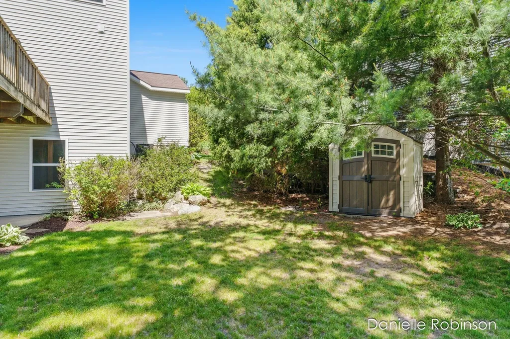 16936 Birchview Drive Crockery Township MI 49448