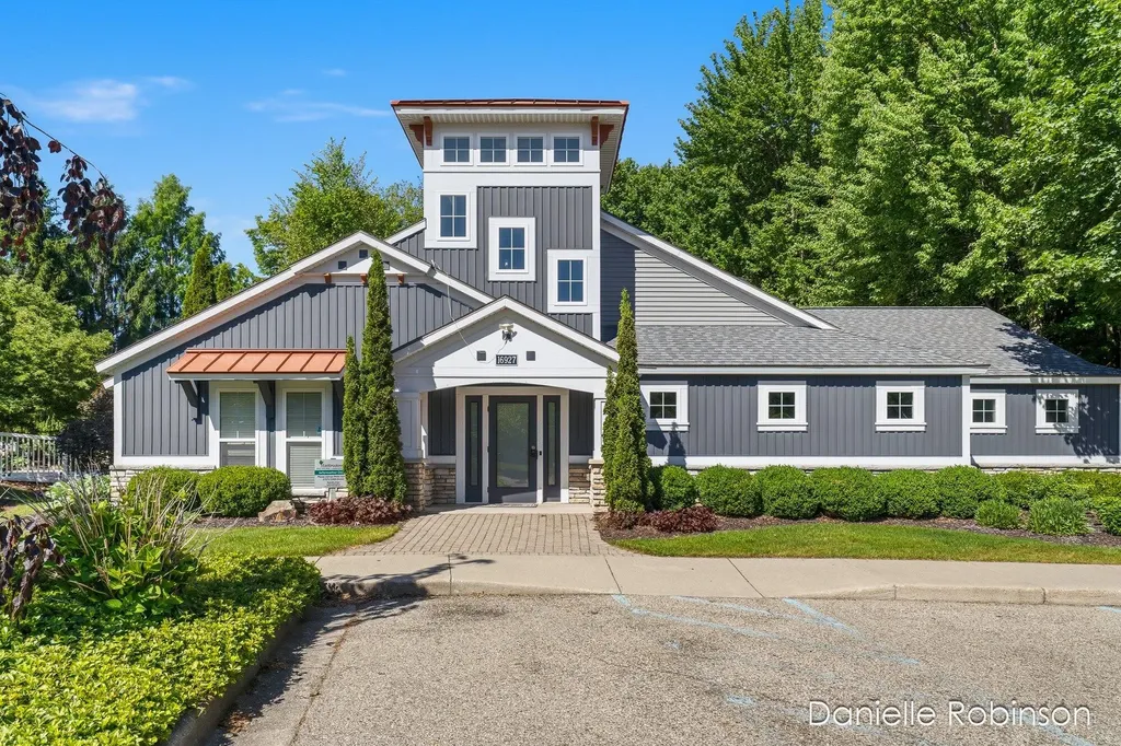 16936 Birchview Drive Crockery Township MI 49448
