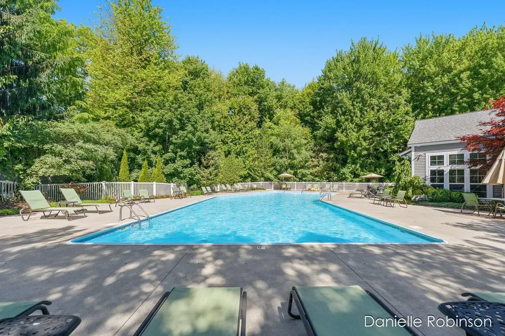 16936 Birchview Drive Crockery Township MI 49448