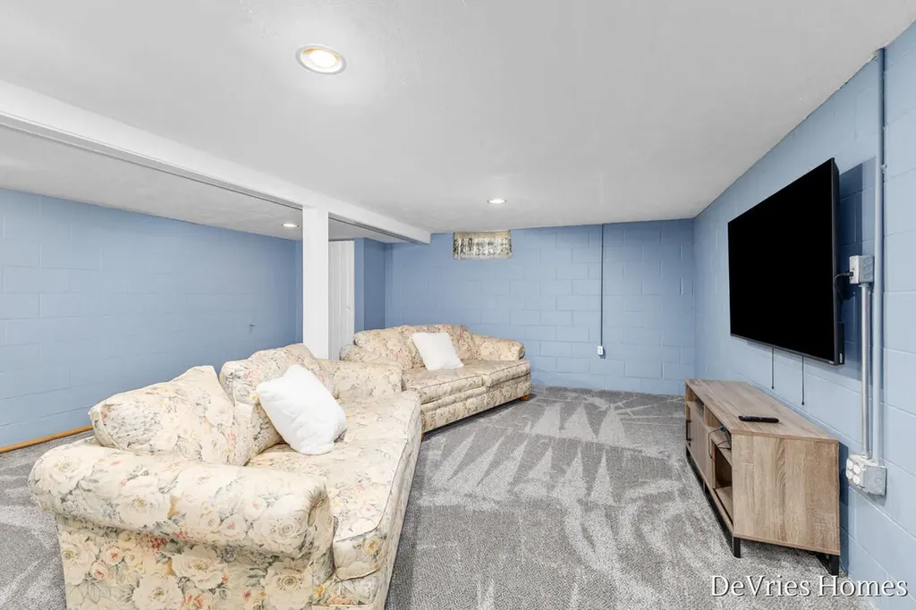3543 30th Street SW Grandville City MI 49418