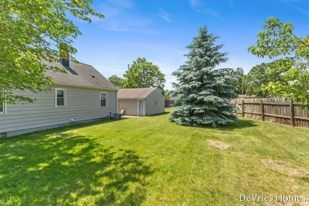 3543 30th Street SW Grandville City MI 49418