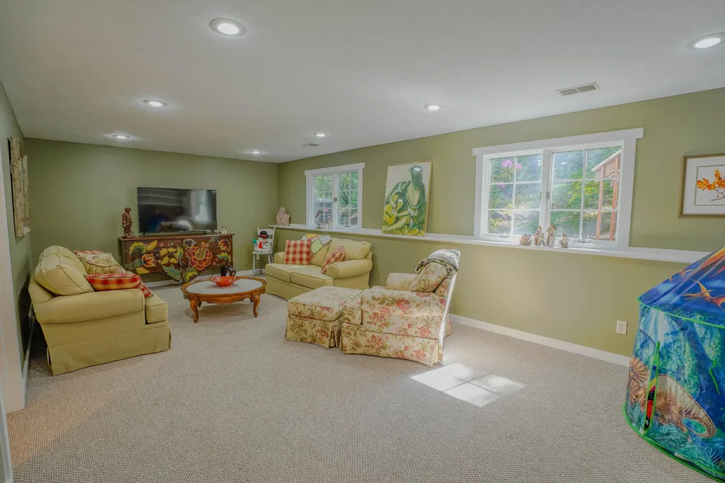 3334 Woodwind Drive NE Plainfield Charter Township MI 49525