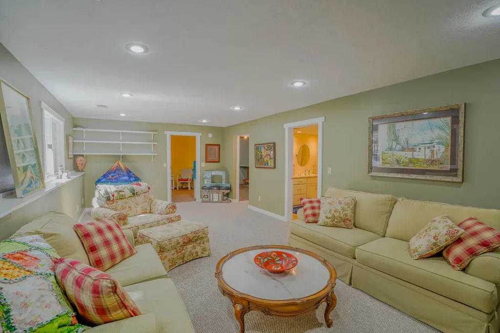 3334 Woodwind Drive NE Plainfield Charter Township MI 49525