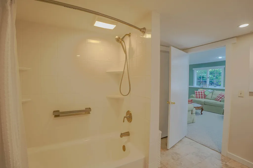 3334 Woodwind Drive NE Plainfield Charter Township MI 49525