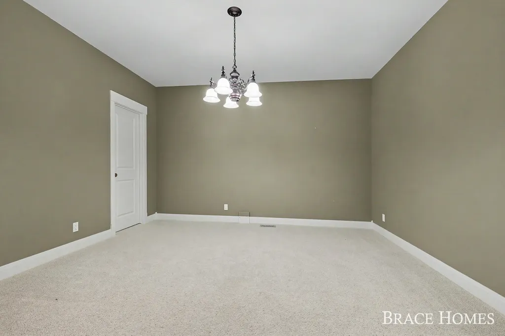 4470 Oak Arbor Drive NE Plainfield Charter Township MI 49525