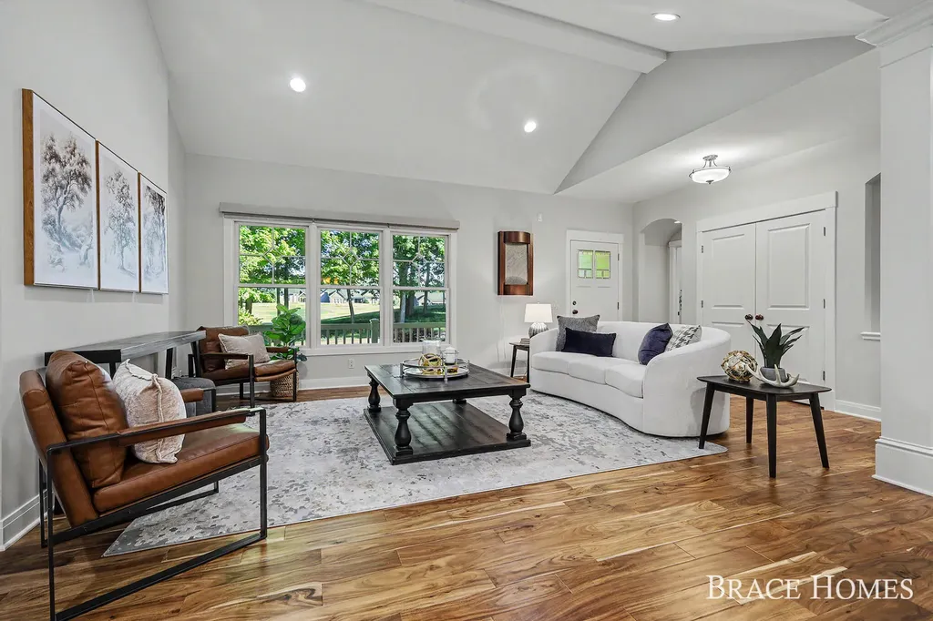 4470 Oak Arbor Drive NE Plainfield Charter Township MI 49525