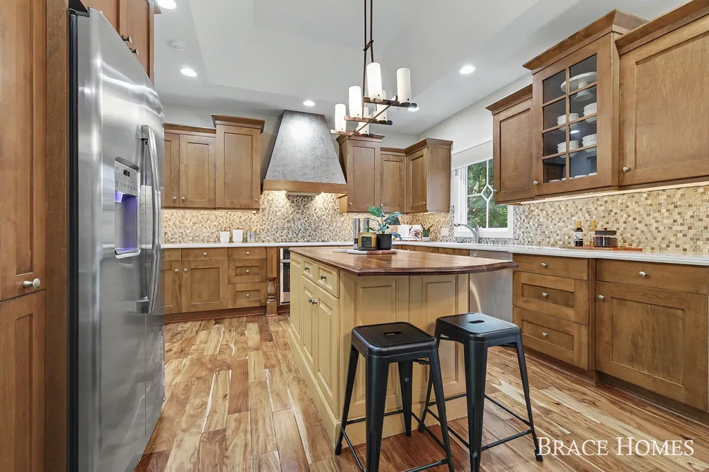 4470 Oak Arbor Drive NE Plainfield Charter Township MI 49525