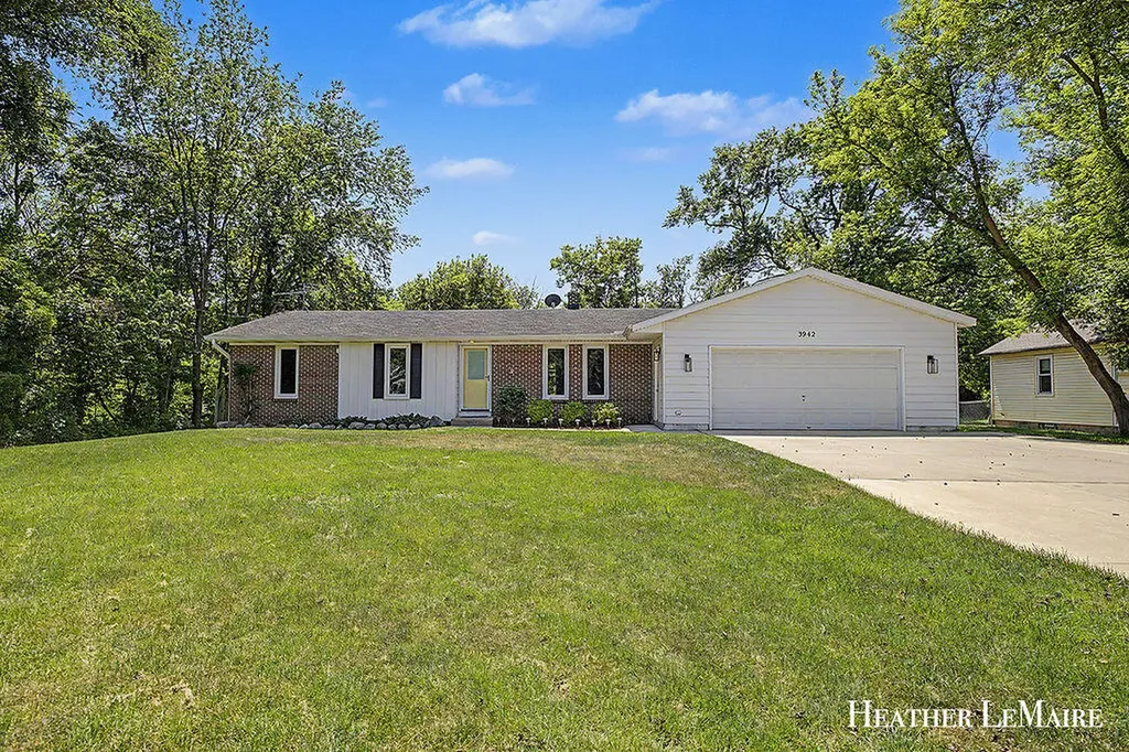 3942 Byron Road Jamestown Charter Township MI 49426