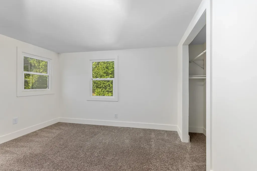 1813 Blandford Avenue SW Wyoming City MI 49519