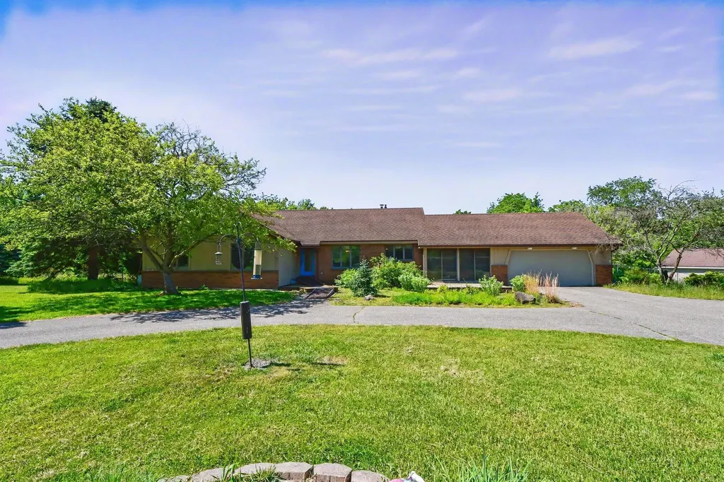 2574 Buttrick Avenue SE Cascade Charter Township MI 49301