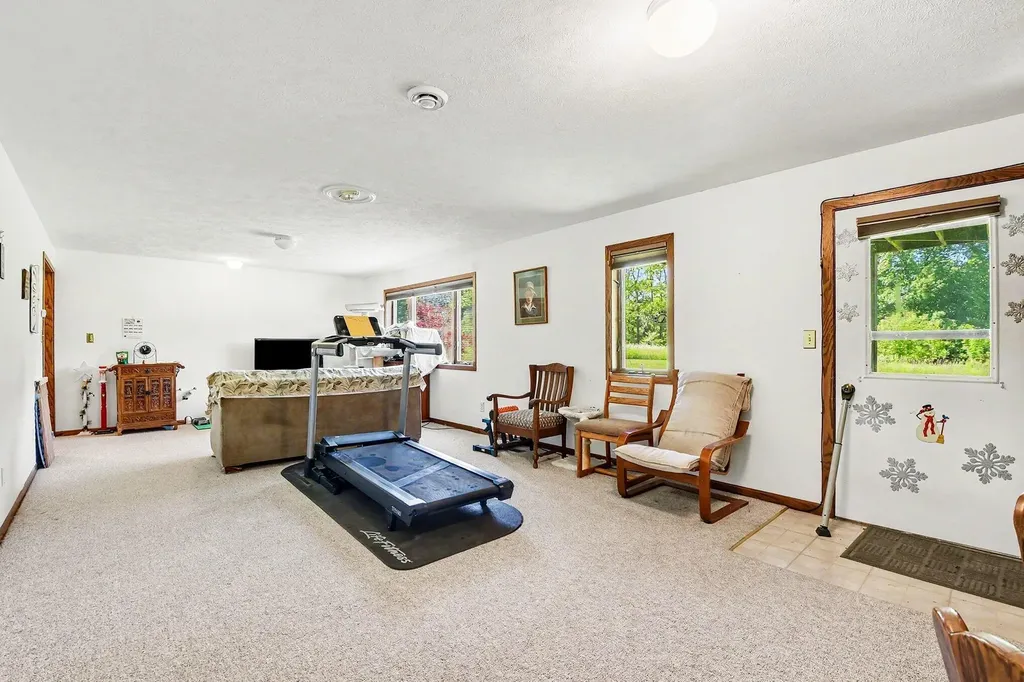 2574 Buttrick Avenue SE Cascade Charter Township MI 49301