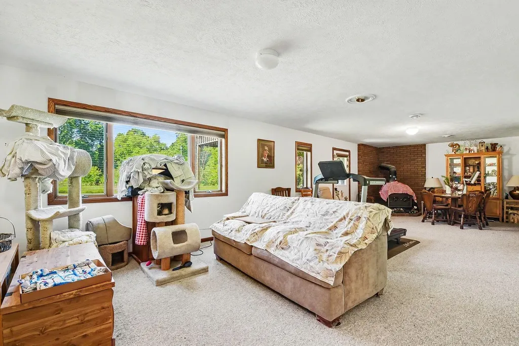 2574 Buttrick Avenue SE Cascade Charter Township MI 49301