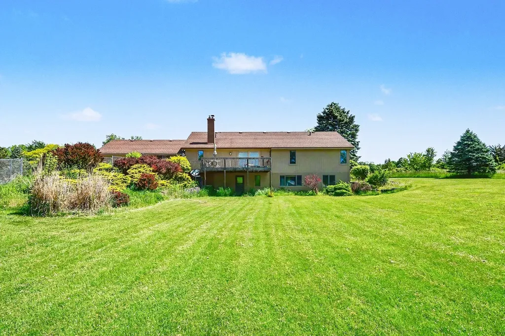2574 Buttrick Avenue SE Cascade Charter Township MI 49301