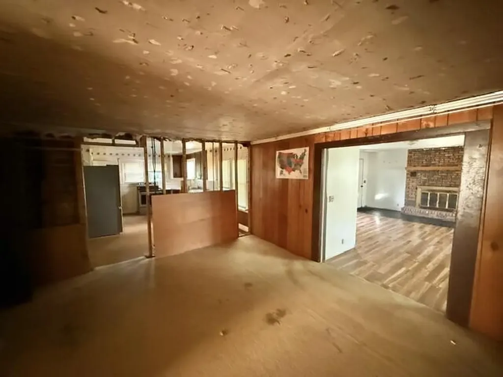 3908 Grand Prairie Road Kalamazoo Charter Township MI 49006