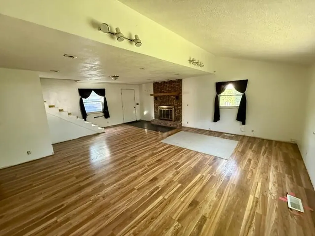 3908 Grand Prairie Road Kalamazoo Charter Township MI 49006