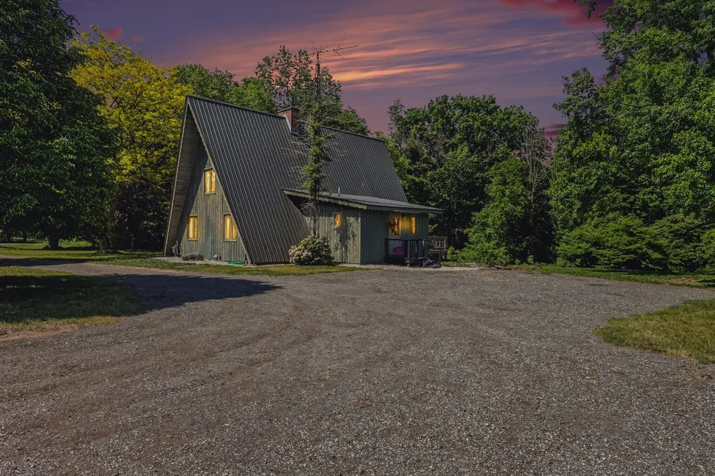 8855 Roosevelt Road Greenwood Township MI 49425