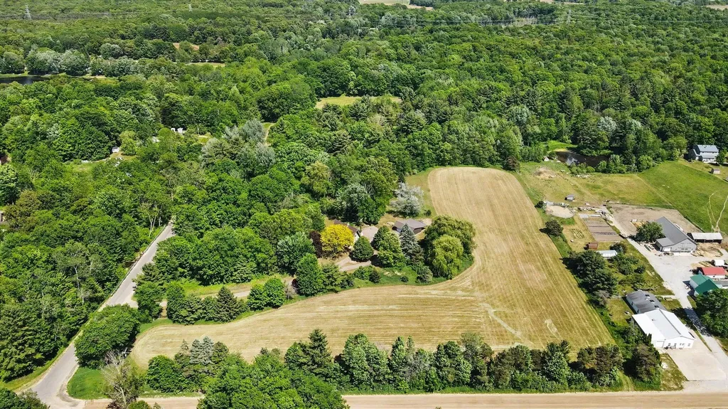 8855 Roosevelt Road Greenwood Township MI 49425