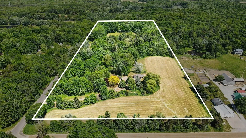 8855 Roosevelt Road Greenwood Township MI 49425