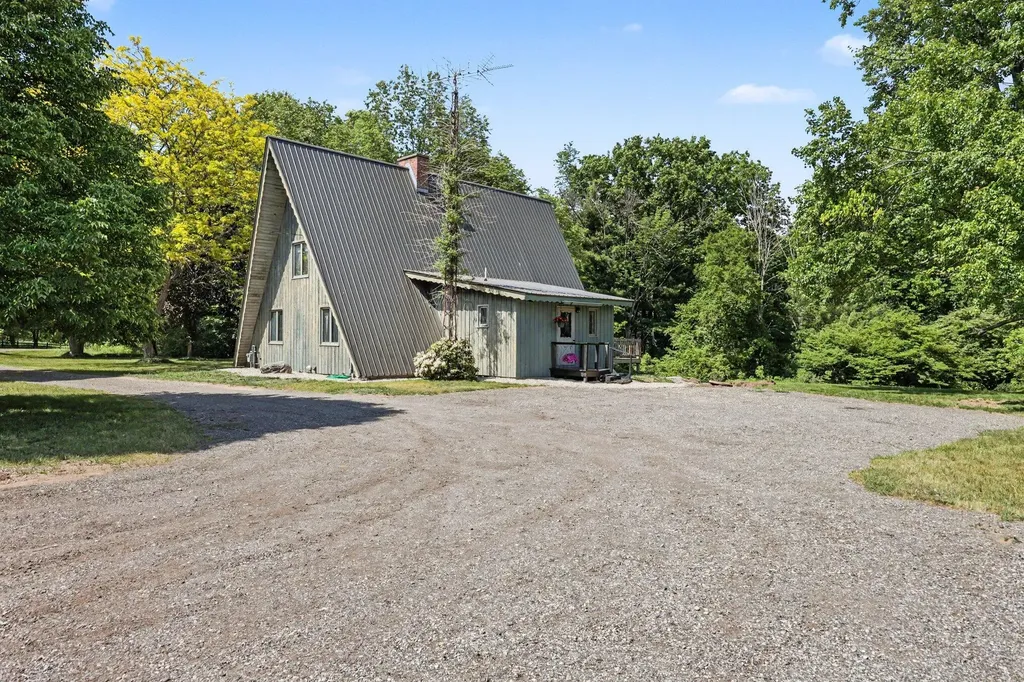 8855 Roosevelt Road Greenwood Township MI 49425