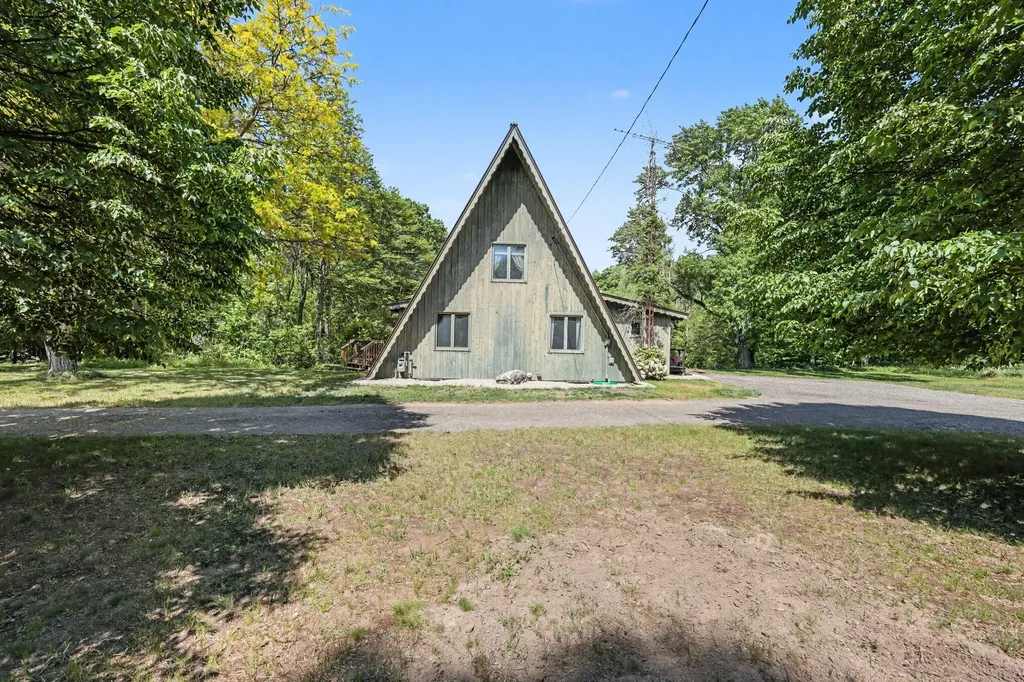 8855 Roosevelt Road Greenwood Township MI 49425