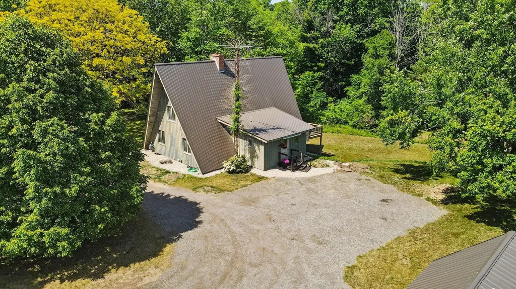 8855 Roosevelt Road Greenwood Township MI 49425