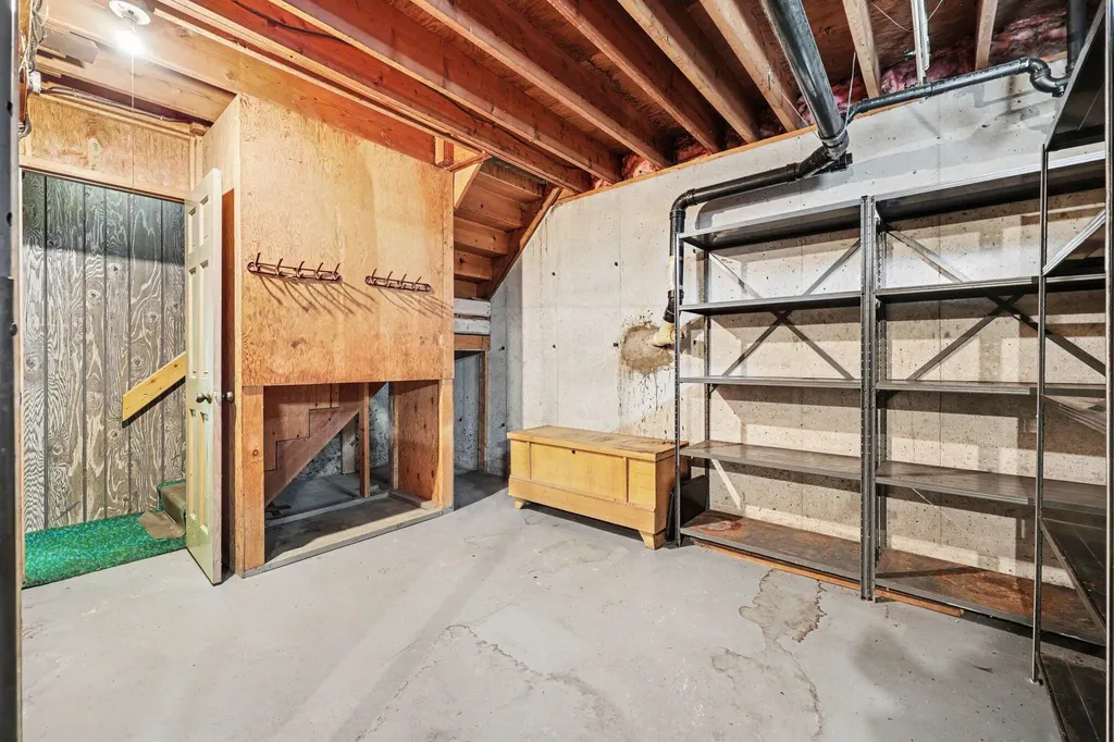 8855 Roosevelt Road Greenwood Township MI 49425
