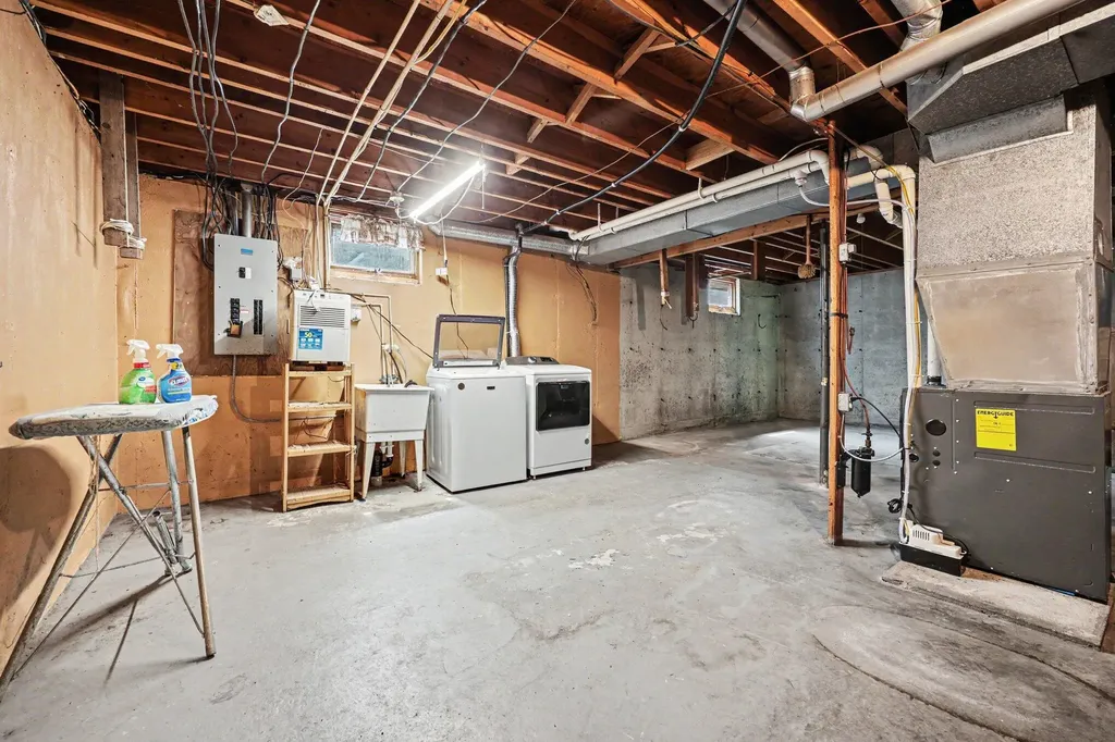 8855 Roosevelt Road Greenwood Township MI 49425