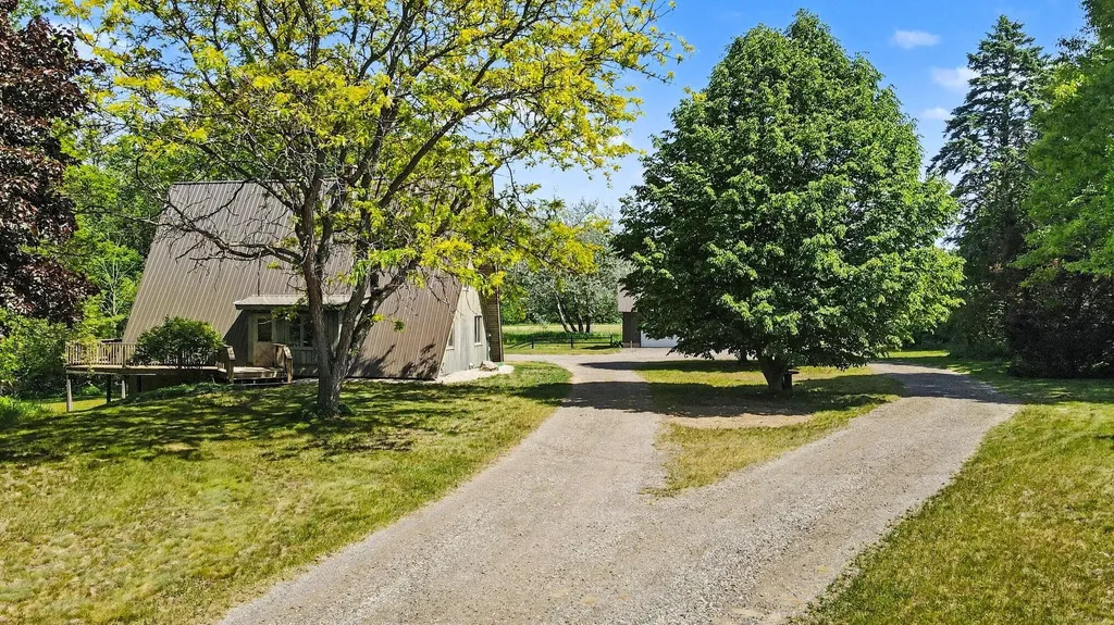 8855 Roosevelt Road Greenwood Township MI 49425