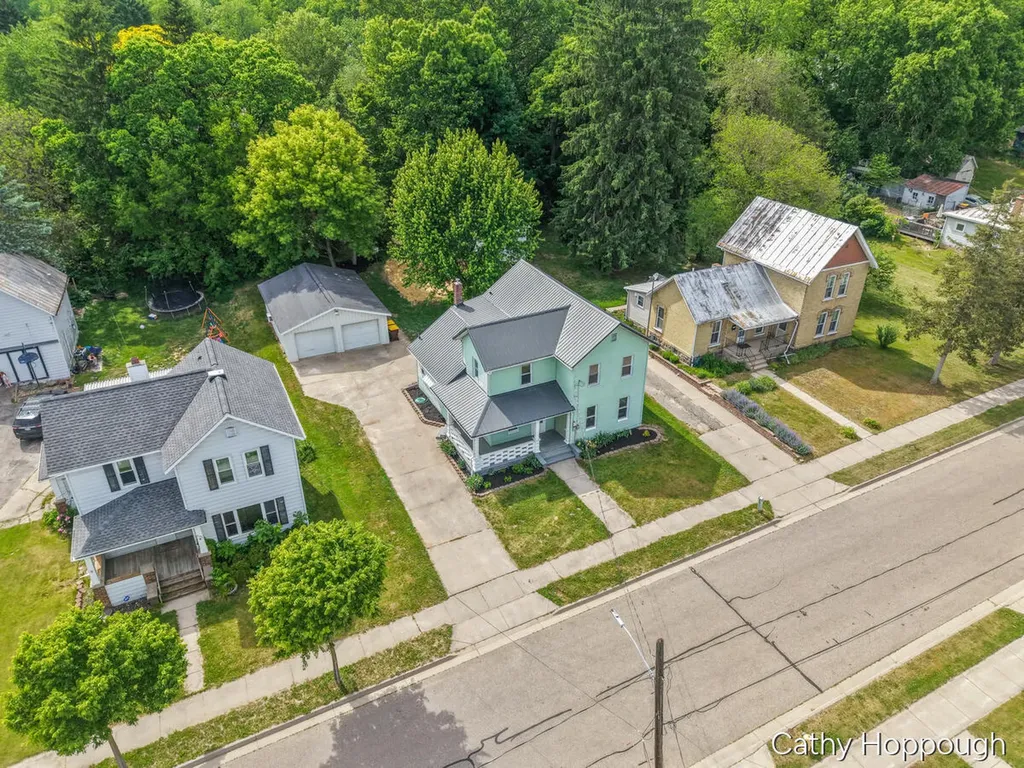 641 N Jackson Street Ionia City MI 48846