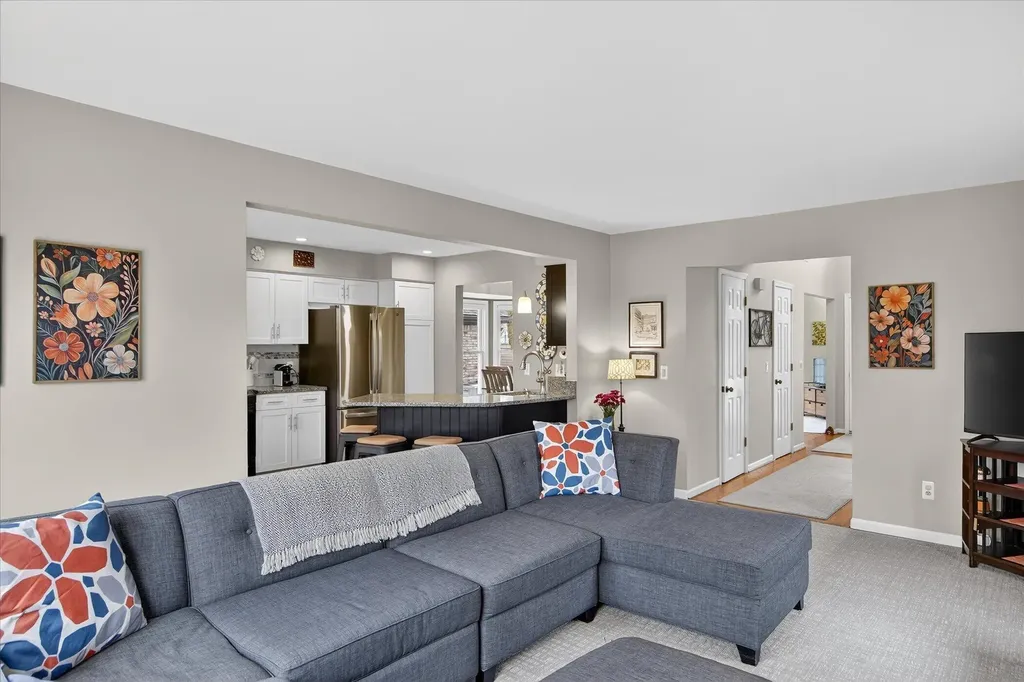 546 Parkland Drive Rochester Hills City MI 48307
