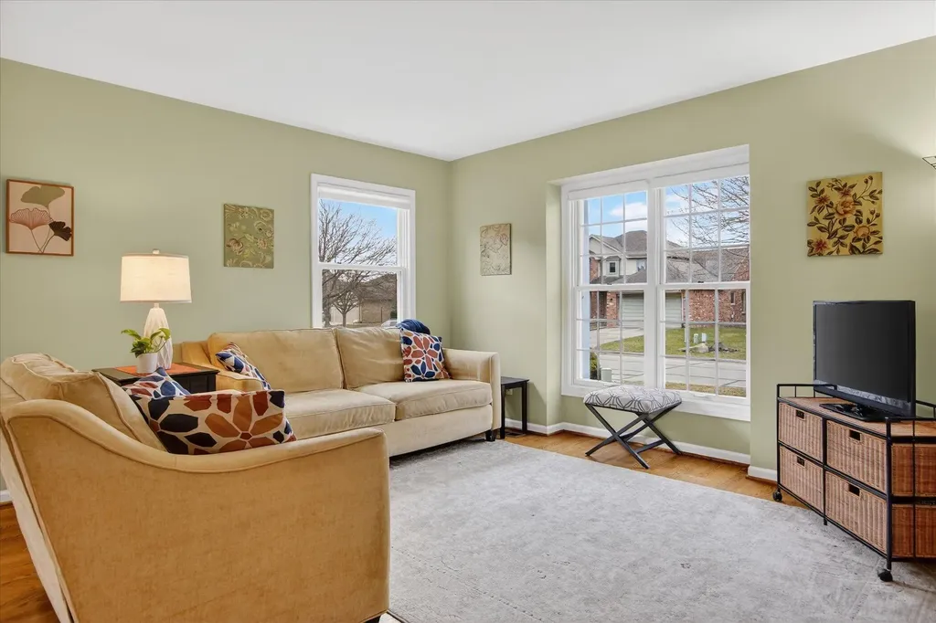 546 Parkland Drive Rochester Hills City MI 48307