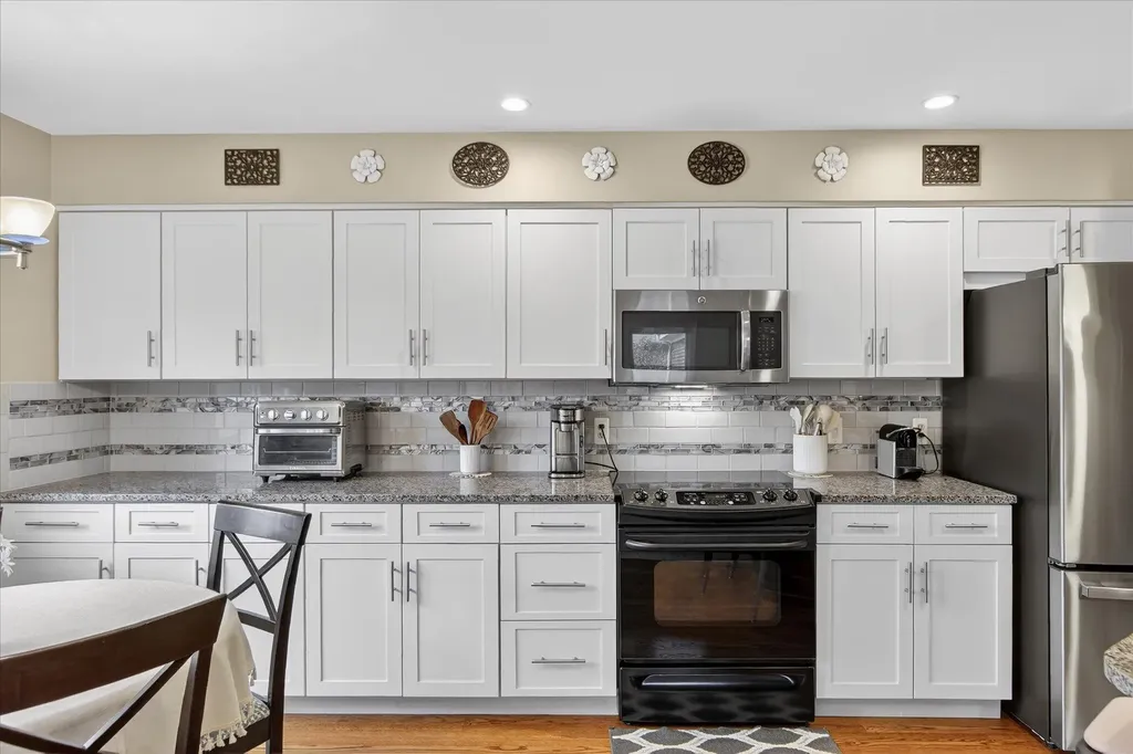 546 Parkland Drive Rochester Hills City MI 48307