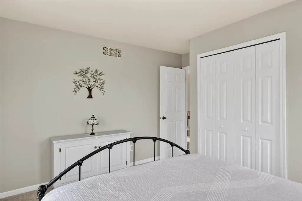 546 Parkland Drive Rochester Hills City MI 48307