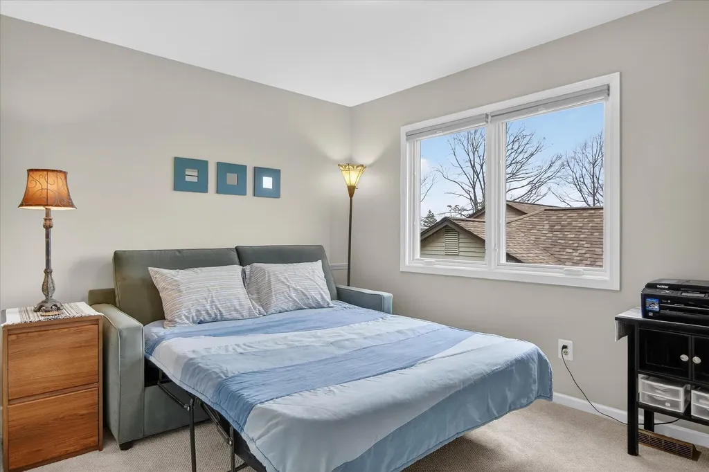 546 Parkland Drive Rochester Hills City MI 48307