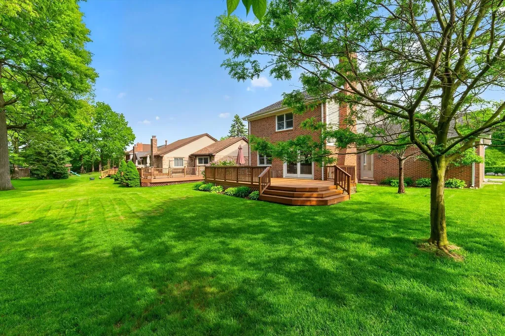 546 Parkland Drive Rochester Hills City MI 48307