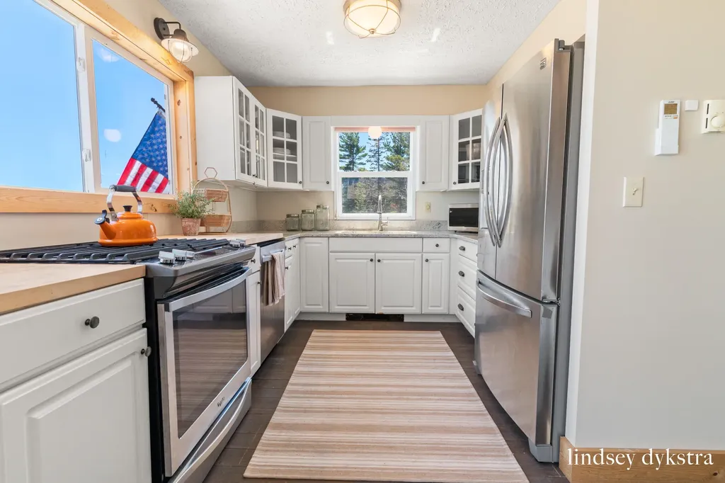 15718 N Blueberry Lane Whitefish Township MI 49768