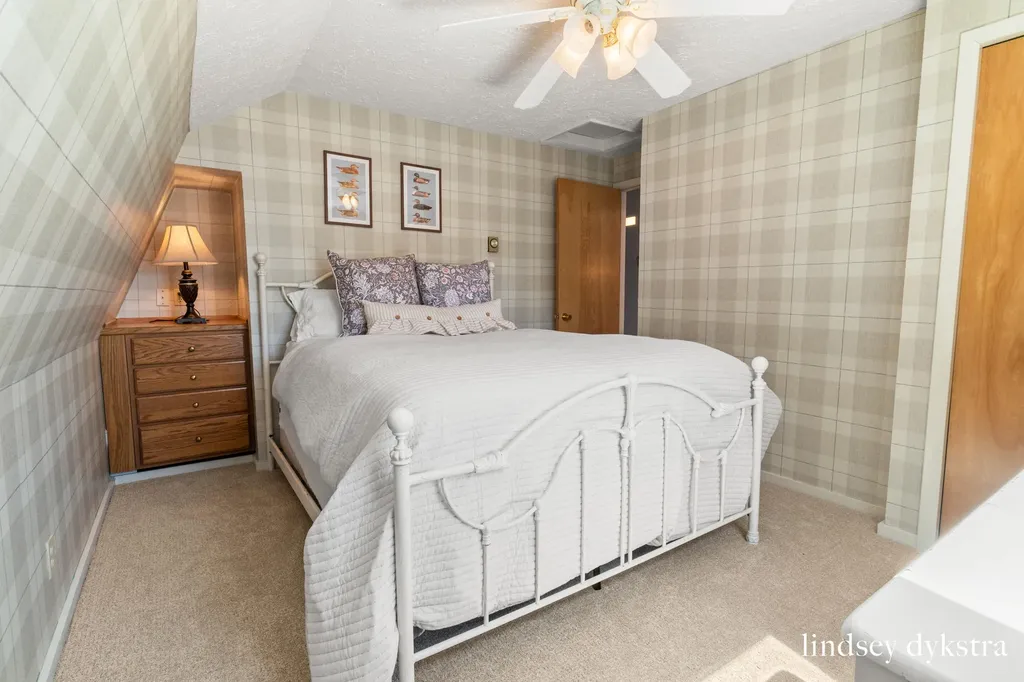 15718 N Blueberry Lane Whitefish Township MI 49768