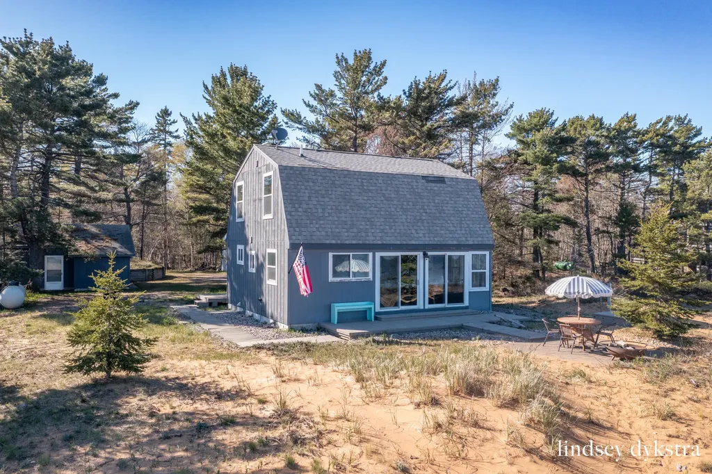 15718 N Blueberry Lane Whitefish Township MI 49768