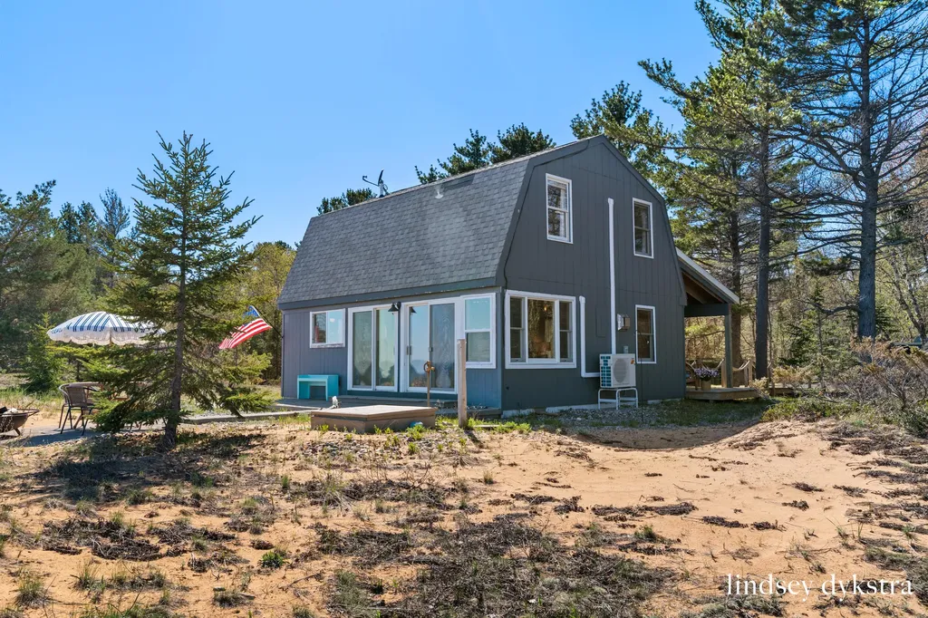 15718 N Blueberry Lane Whitefish Township MI 49768