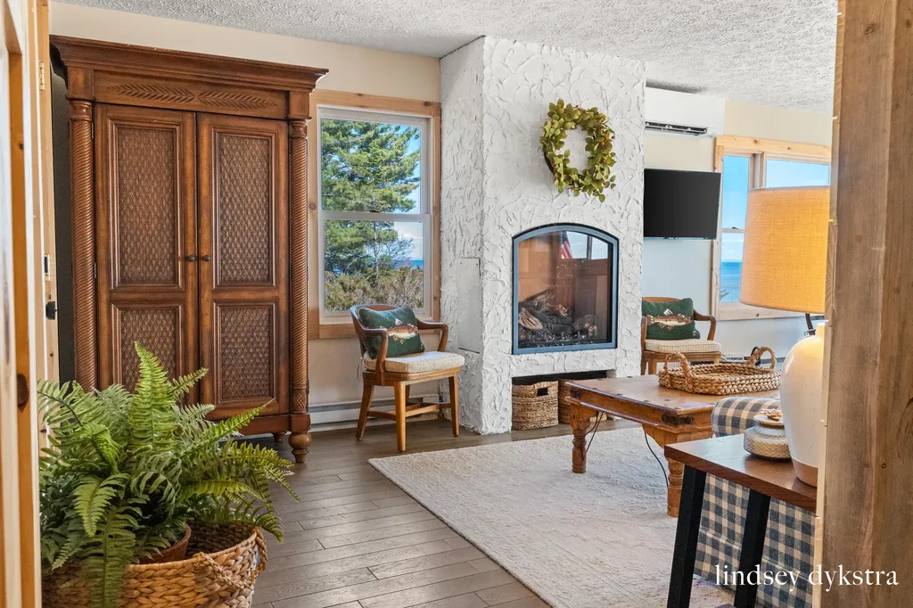 15718 N Blueberry Lane Whitefish Township MI 49768