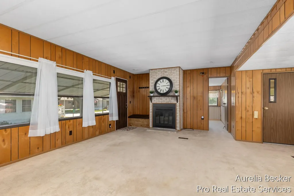 5720 Manistee Drive NE Plainfield Charter Township MI 49306