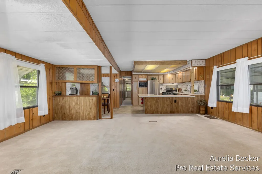5720 Manistee Drive NE Plainfield Charter Township MI 49306