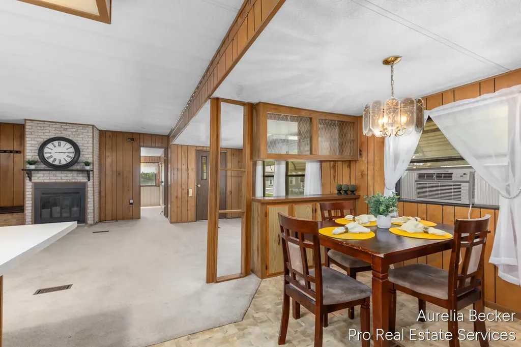 5720 Manistee Drive NE Plainfield Charter Township MI 49306