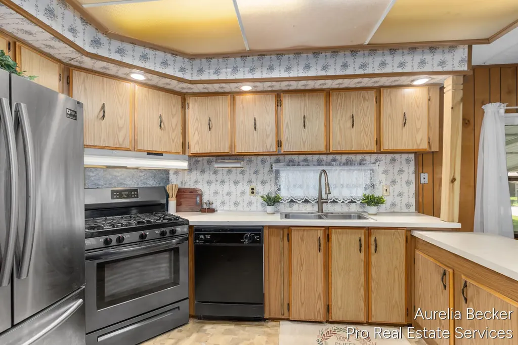 5720 Manistee Drive NE Plainfield Charter Township MI 49306