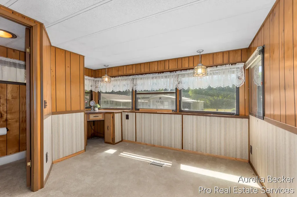 5720 Manistee Drive NE Plainfield Charter Township MI 49306